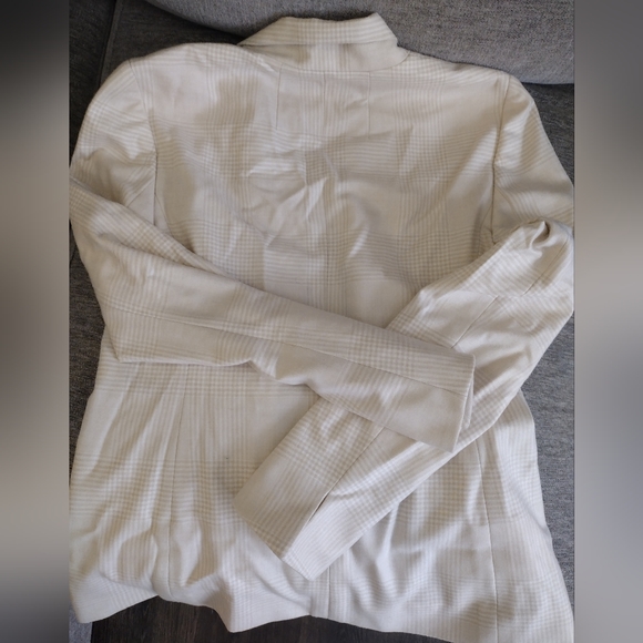 Akris 100% wool Woman's Suit Jacket - Cream/Plaid size 4 - Picture 3 of 5